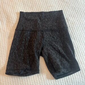 Lululemon camo biker shorts